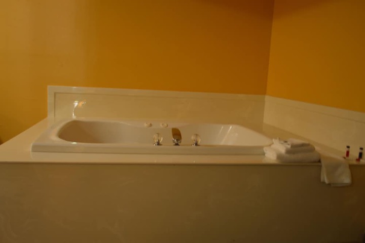 Room 22 of 50