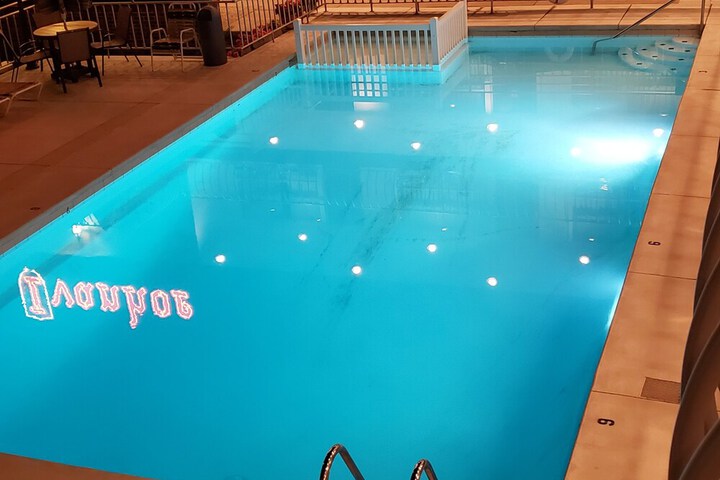 Pool 4 of 37