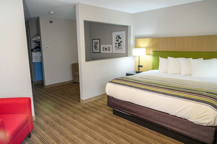 Room 40 of 60