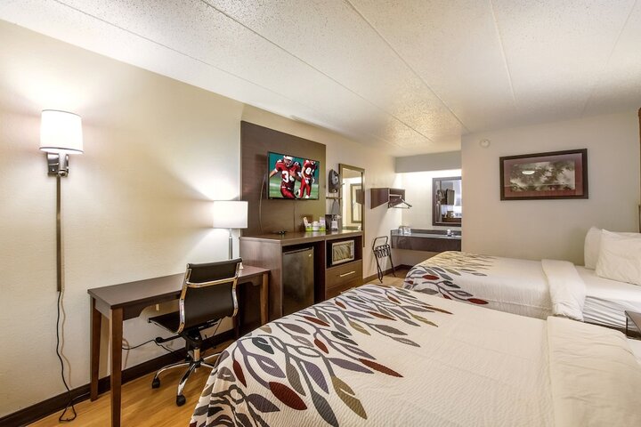 Room 18 of 29