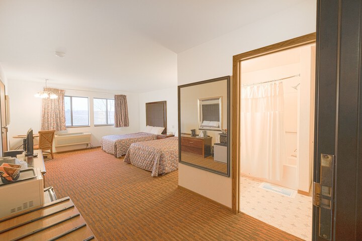 Room 35 of 61