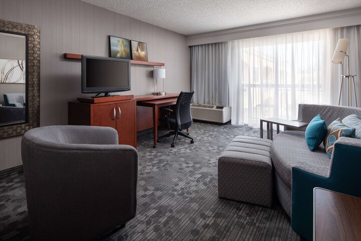 Room 22 of 49