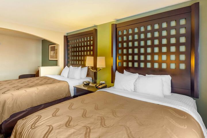 Room 16 of 30