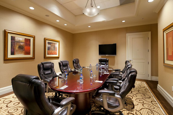 DoubleTree Suites by Hilton Anaheim Rsrt - Convention Cntr