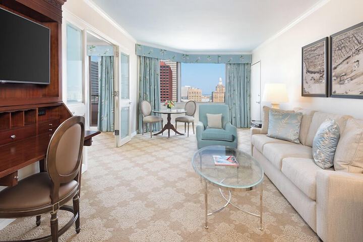 The Windsor Court