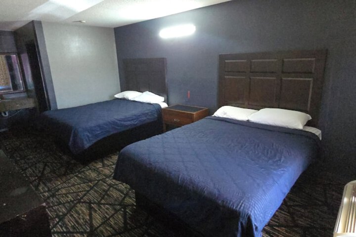 c towninn and suites