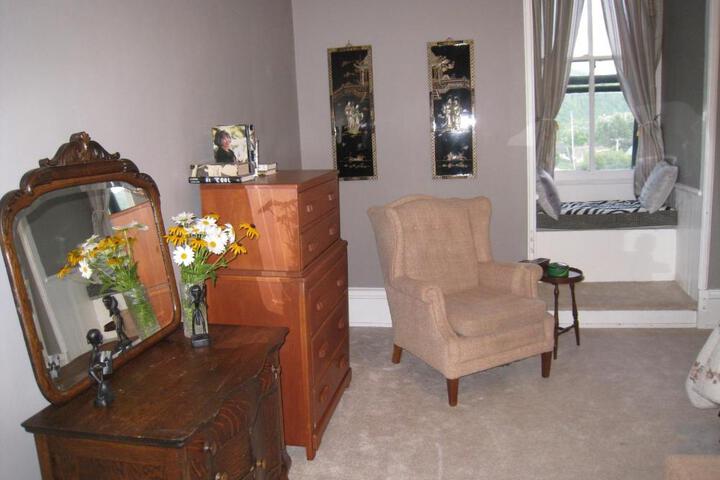 Allegheny Street Bed & Breakfast