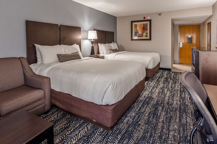 Room 21 of 28