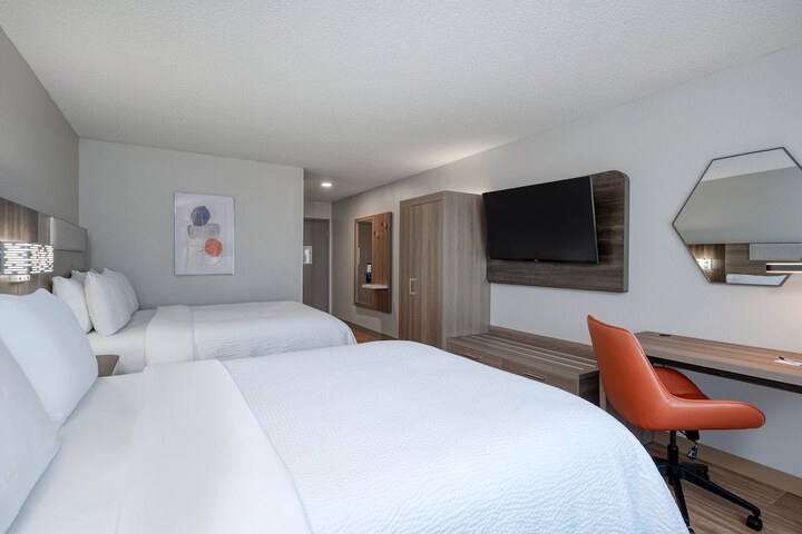 Room 21 of 35