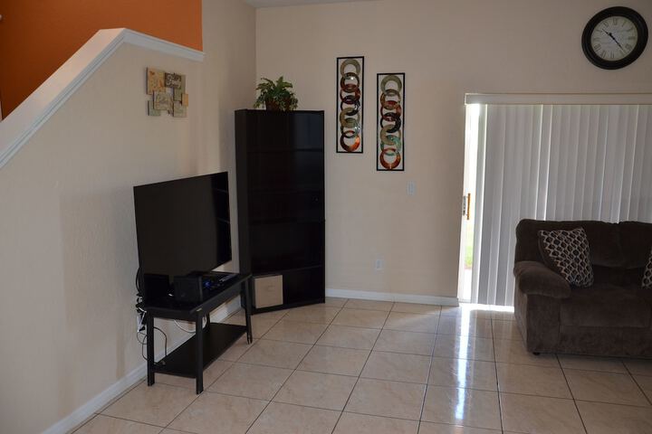 Room 12 of 13