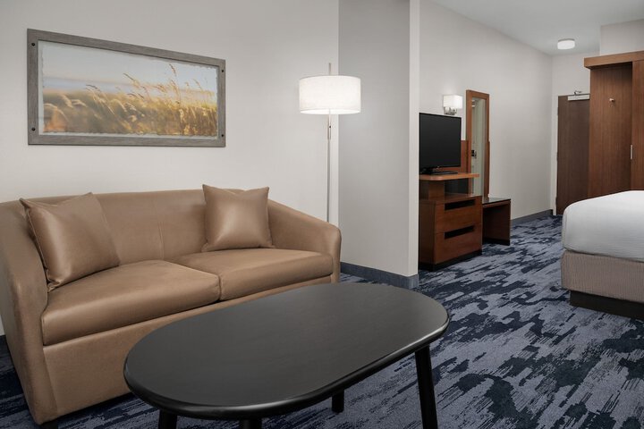 Room 32 of 50