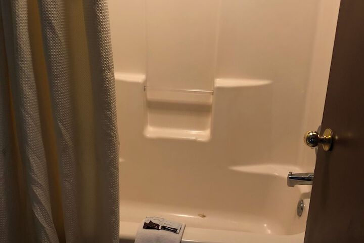 Room 15 of 29