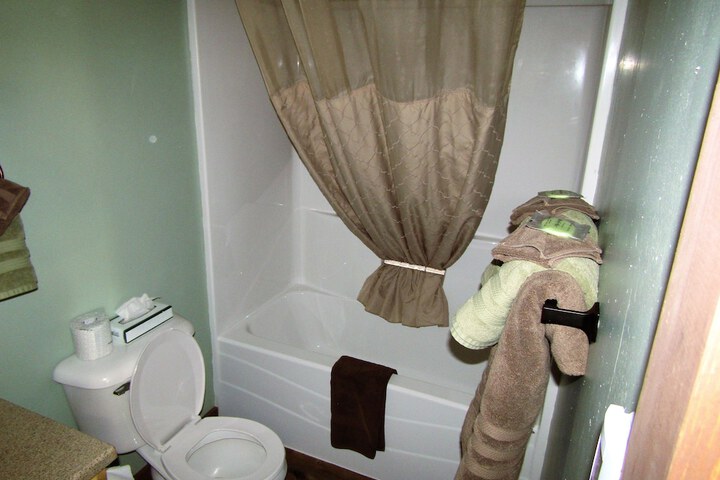 Room 26 of 40