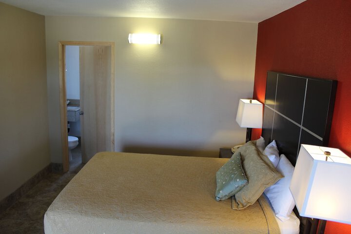 Room 34 of 64