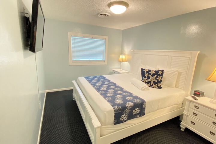 Room 81 of 170