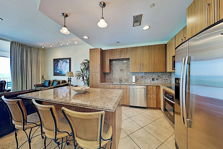 Opulent Beachfront W / Pools Spa & Theater 3 Bedroom Condo