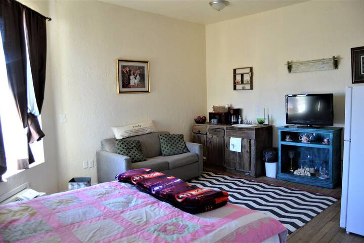 Room 17 of 45