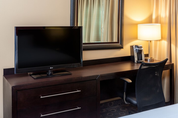Room 57 of 115