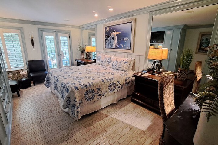 Room 37 of 159