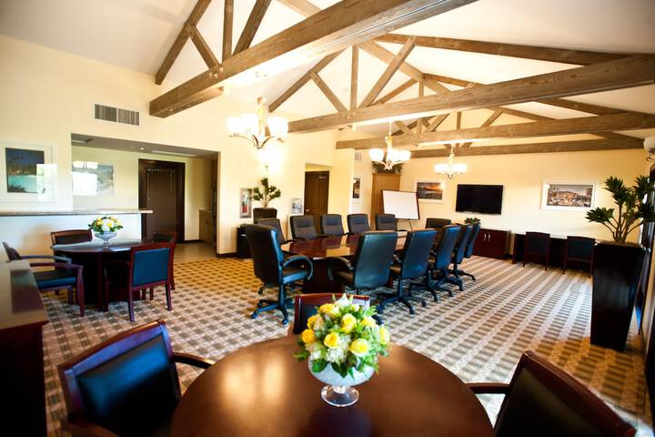 Hyatt Vacation Club at the Welk San Diego Area