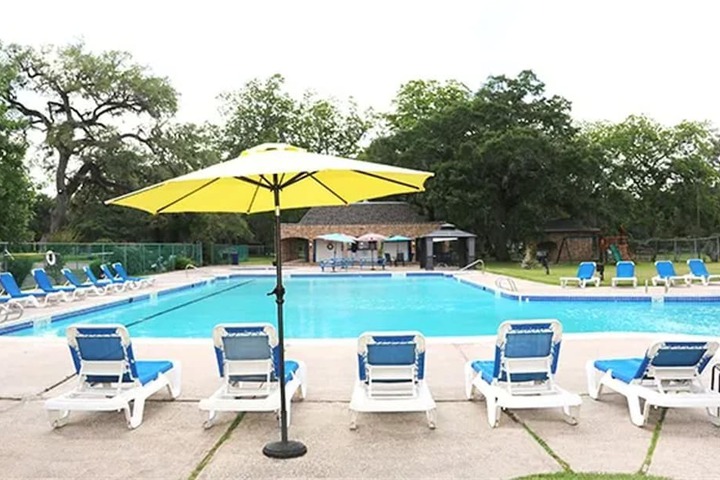 Pool 6 of 23