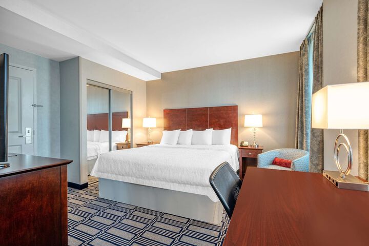 Room 21 of 74