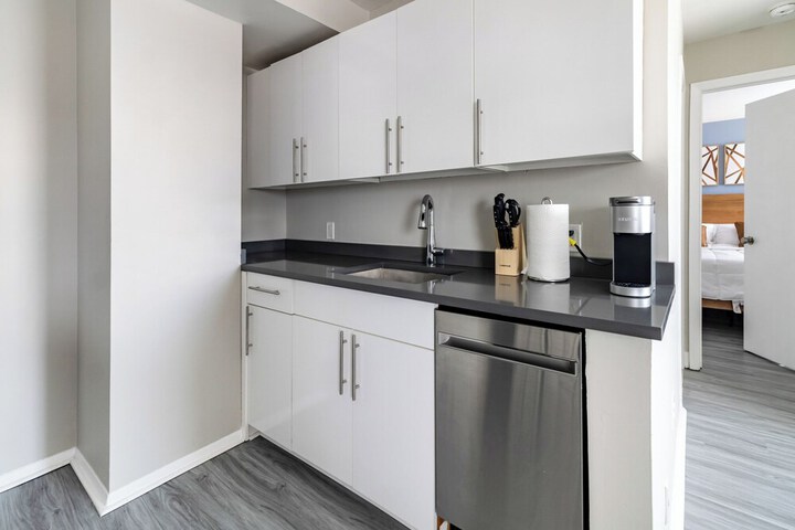 Landing Furnished Apartment Near Yale University