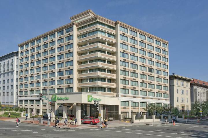 Hotel 10 of 85