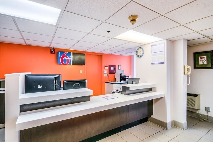 Motel 6 Lansing IL - Chicago South