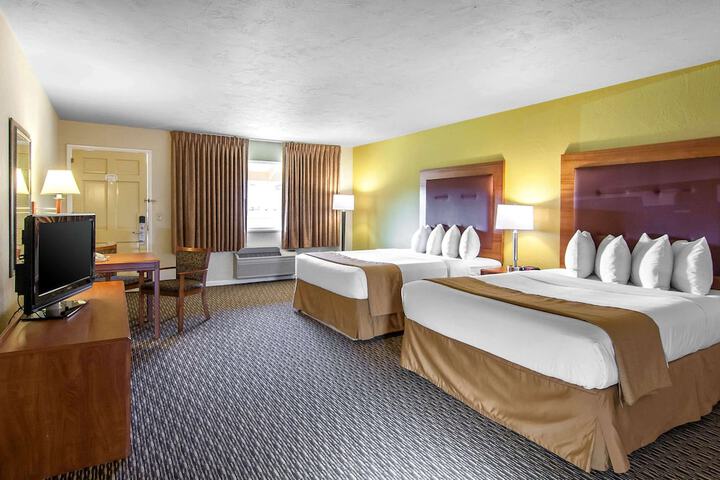 Room 20 of 37