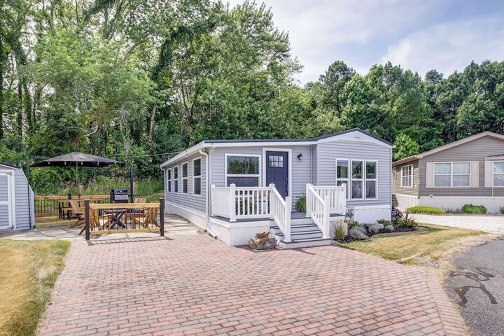 Patio Pool Access! Coastal Ocean Pines Cottage