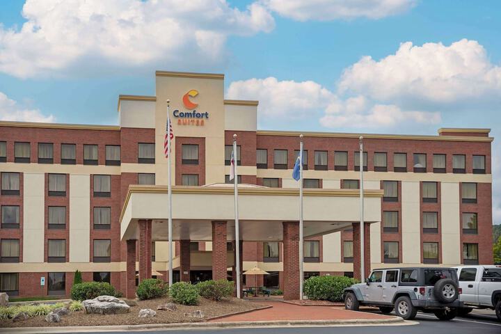 Hotel 2 of 43