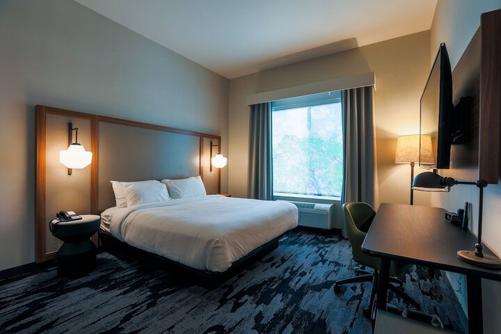 Room 21 of 40