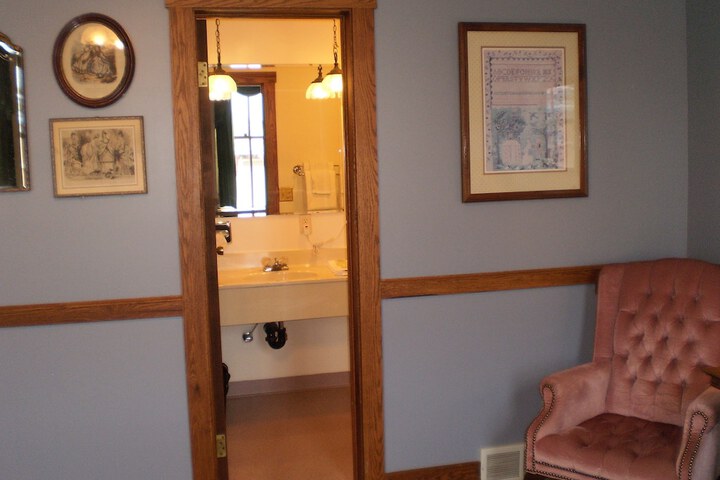 Room 25 of 88