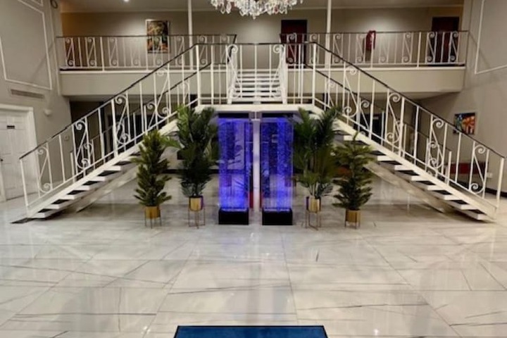 Hotel Interior 11 of 38