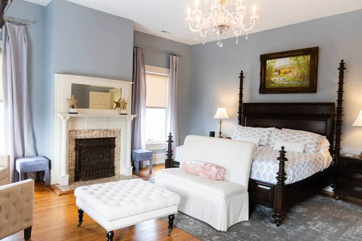 The Jarvis at 220