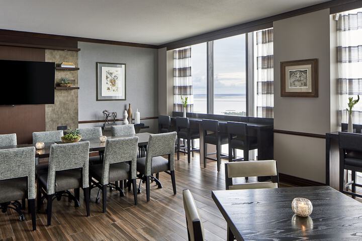 Renaissance Mobile Riverview Plaza Hotel