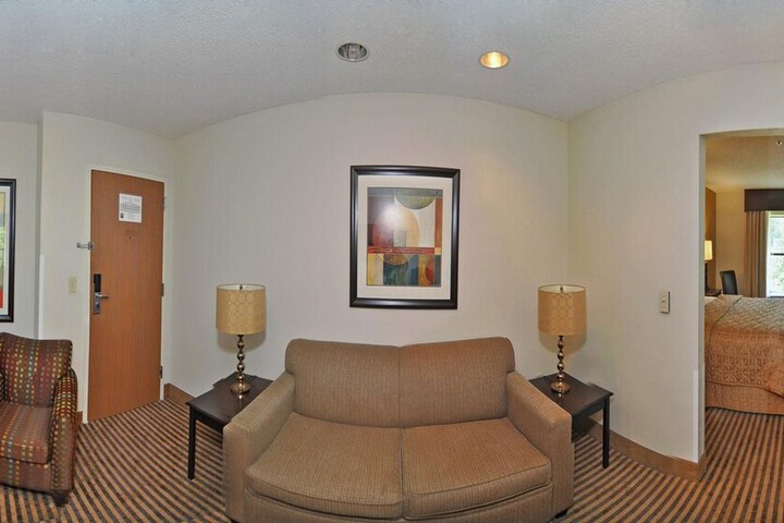 Comfort Inn & Suites Hot Springs Midtown