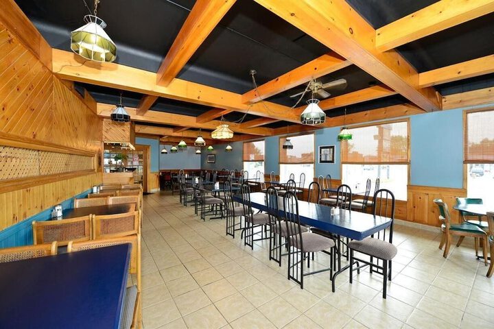 Travelers Inn