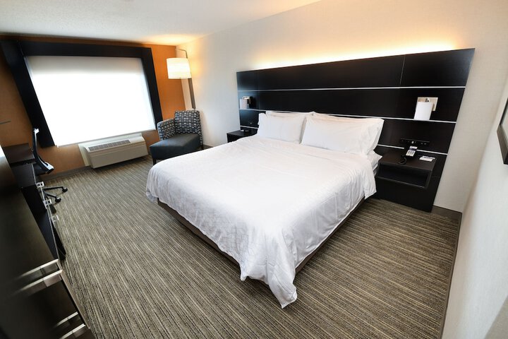 Room 36 of 58