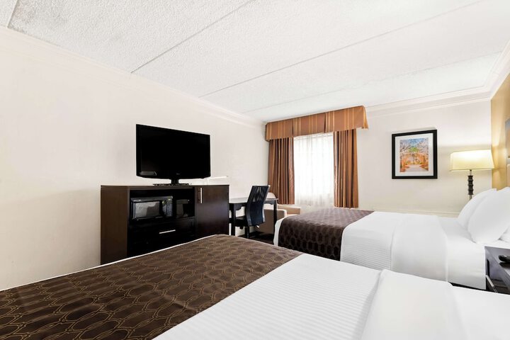 Best Western Riverside Inn