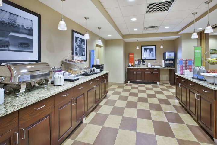 Hampton Inn Brockport NY