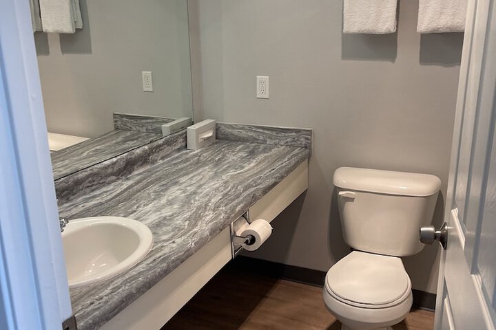 Room 34 of 46
