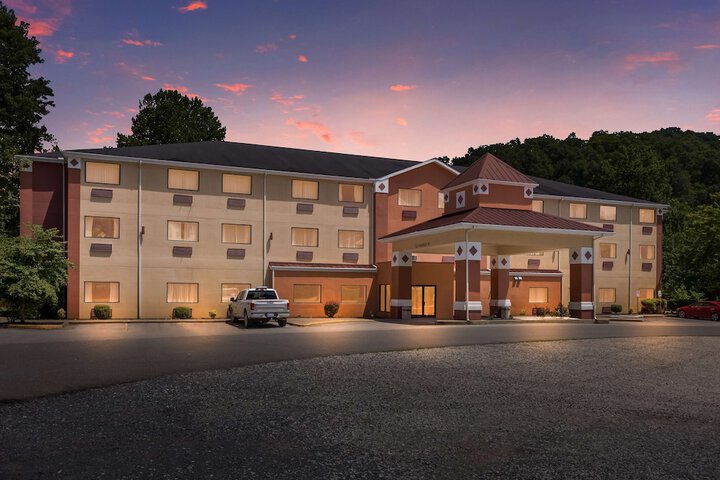 Hotel 2 of 28