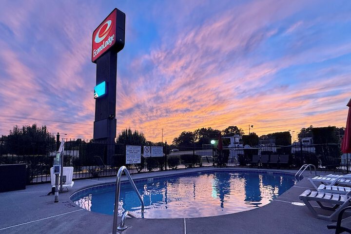 Econo Lodge Lenoir City - Knoxville Area
