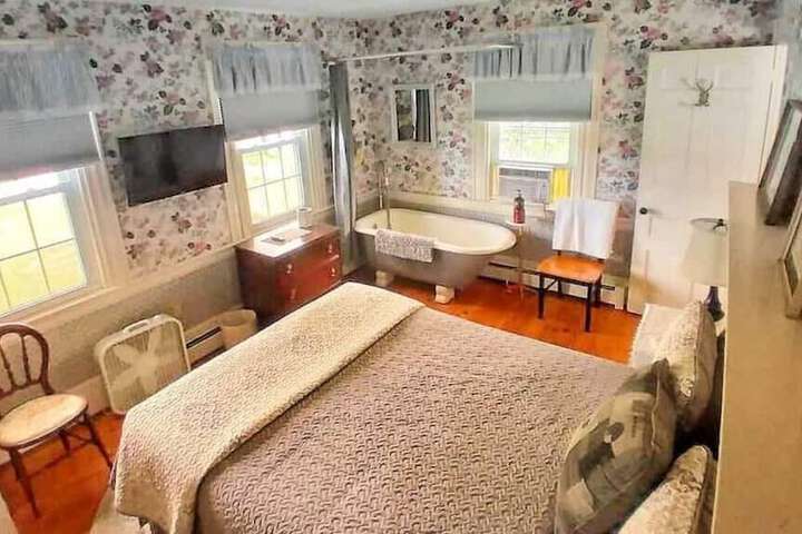 Room 32 of 117