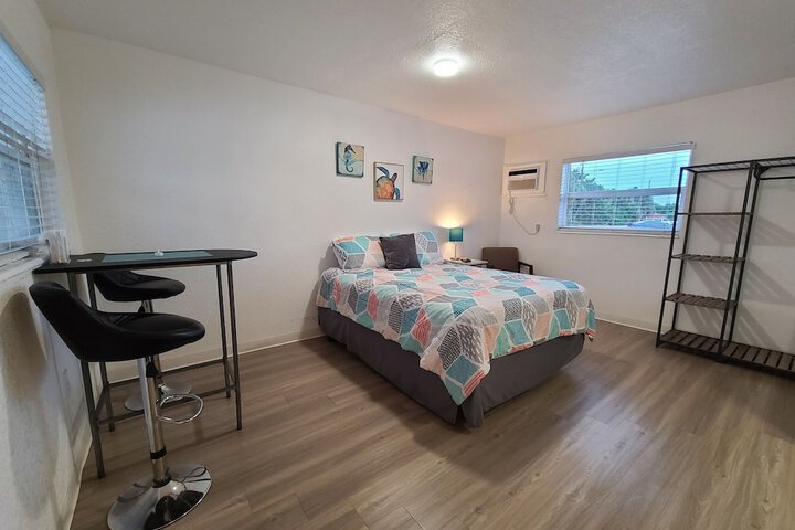 Room 143 of 166