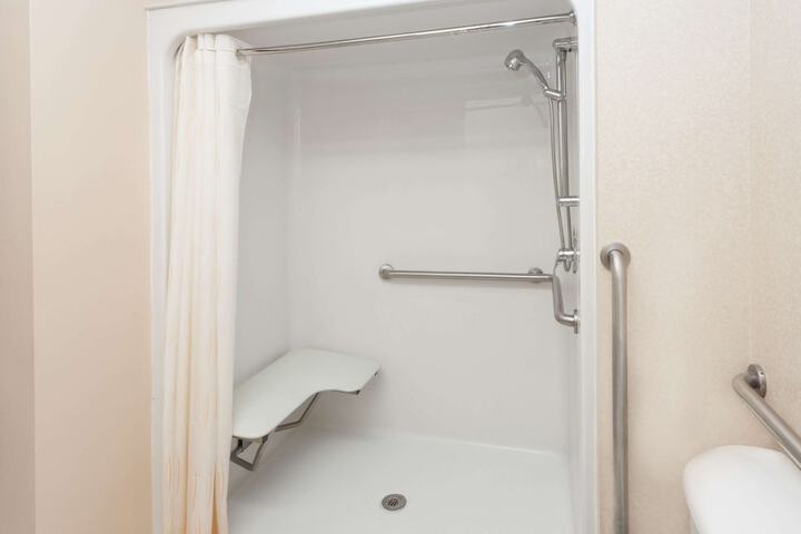 Room 16 of 20