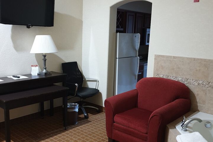 Room 15 of 37