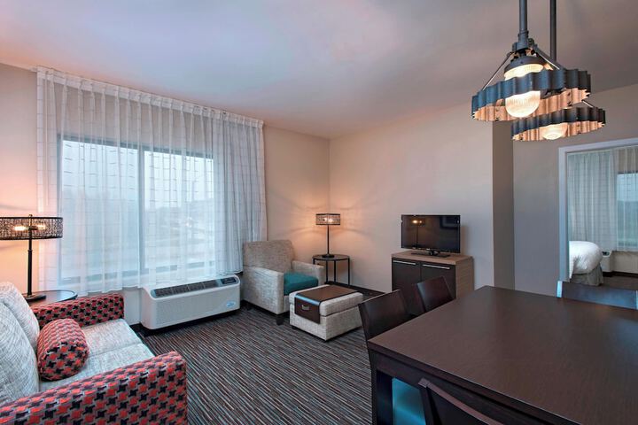 Room 15 of 26